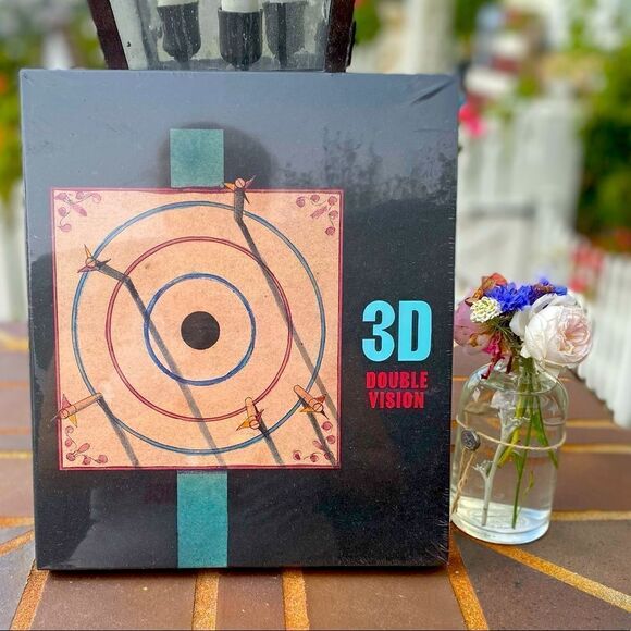 📚3D:Double Vision Hardcover Book traces the rise of the 3D spectacle. New LACMA - Picture 1 of 4